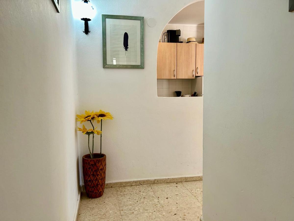 Casa Con Terraza Y Hermoso Jardin Comunal Nerja Exterior photo